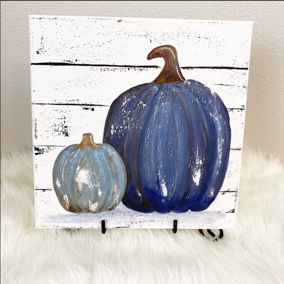 Meet your Posher, The Graceful Hanger - Picture 10 of 16